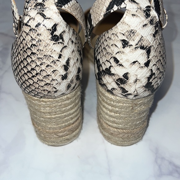 Nine West Sandals Size 10 - Picture 5 of 7